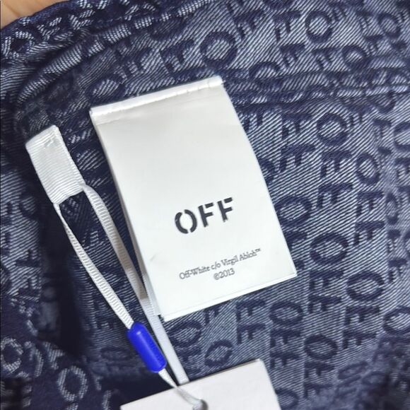 NWT- OFF-WHITE Navy Button-Up Shirt with Patterned logo Print- size 38 (Size 2) - Picture 11 of 16